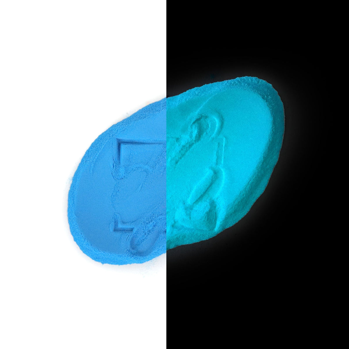 Peek-a-blue - Glow-in-the-dark Pigment – Dianka Pours